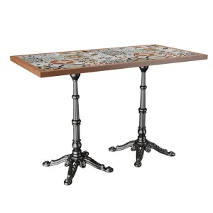 Coffee shop table for 4 people