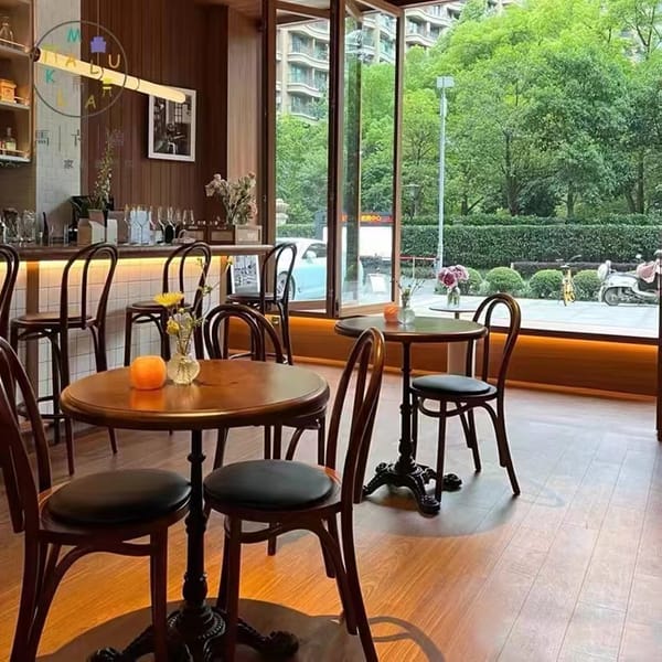 Cafe solid wood tables and chairs manufacturer
