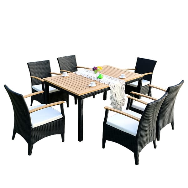 High-grade outdoor patio tables and chairs